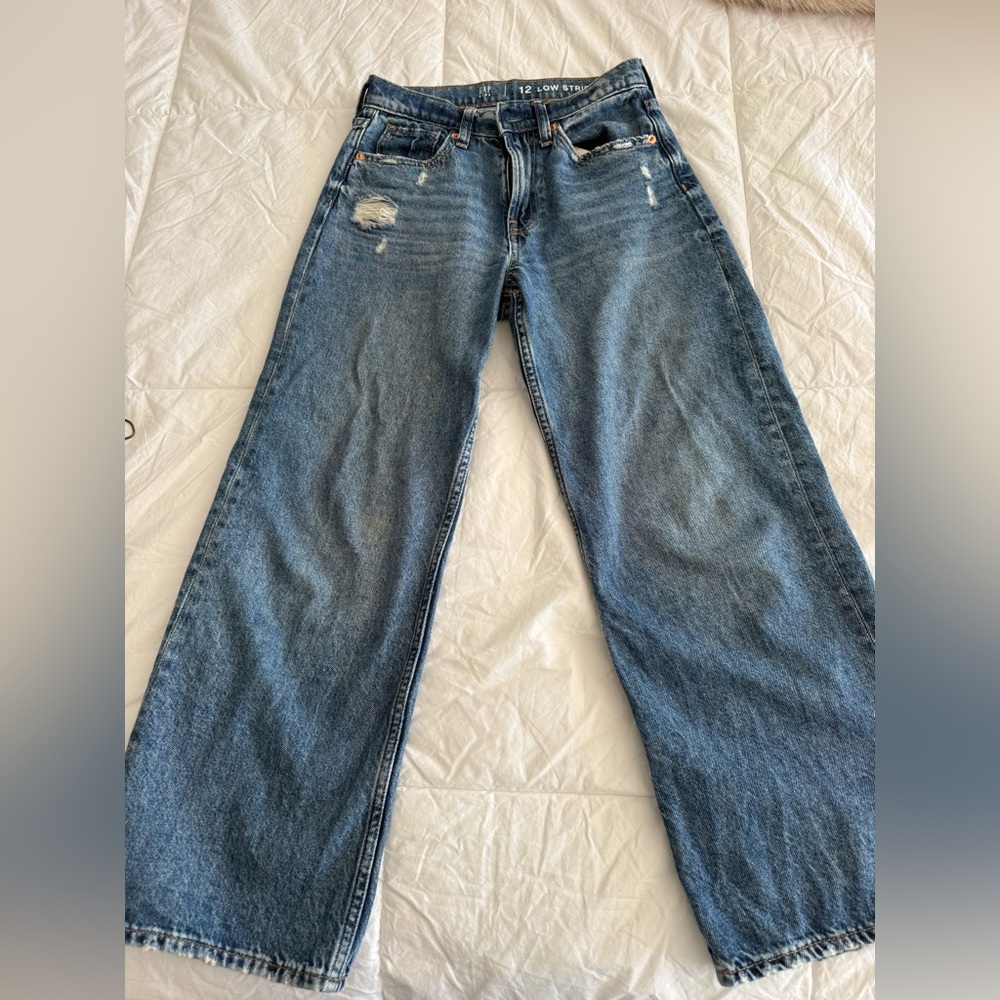 EUC Gap Kids Low Stride jeans size 12